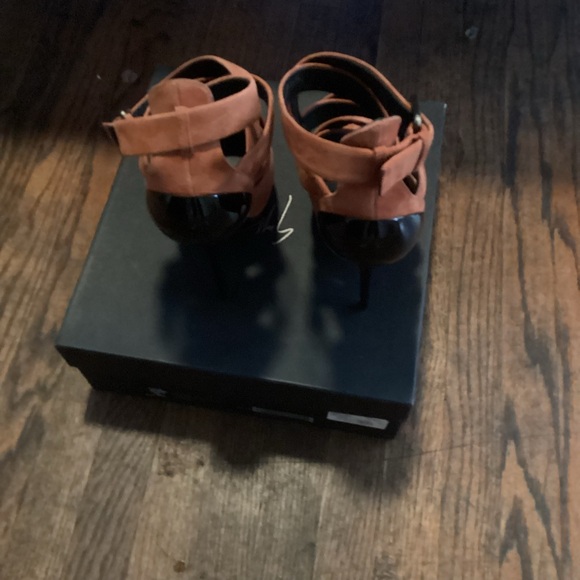 Shoes - Picture 2 of 8